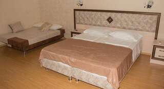 Гостиница Guest House Кameta Адлер Двухместный номер с 1 двуспальной кроватью и дополнительной кроватью-4